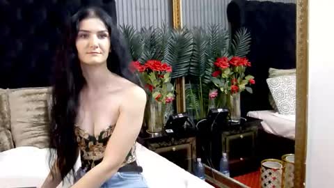 Snapshot of kendrabloom chatting on December 2, 2025, 6:30 am KendraBloom online show from December 2, 2025, 6:30 am