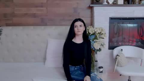 Snapshot of kendrabloom chatting on January 13, 2026, 6:51 am KendraBloom online show from January 13, 2026, 6:51 am