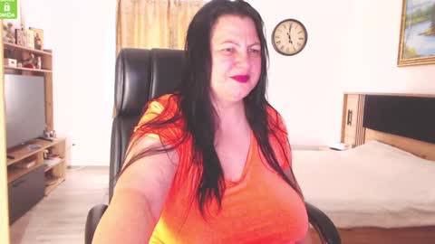 Snapshot of kendrasecrets chatting on September 17, 2025, 1:57 pm Kendra online show from September 17, 2025, 1:57 pm