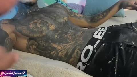 Snapshot of kendrik_brown chatting on February 7, 2026, 10:57 pm kendrick brown online show from February 7, 2026, 10:57 pm