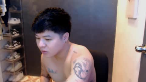 Snapshot of kenhotline911 chatting on December 15, 2024, 11:09 pm ken online show from December 15, 2024, 11:09 pm