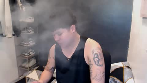 Snapshot of kenhotline911 chatting on December 20, 2024, 2:49 pm ken online show from December 20, 2024, 2:49 pm