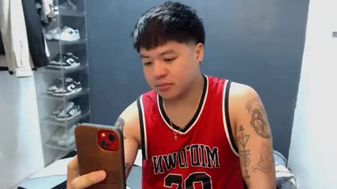 Snapshot of kenhotline911 chatting on December 22, 2024, 3:33 pm ken online show from December 22, 2024, 3:33 pm