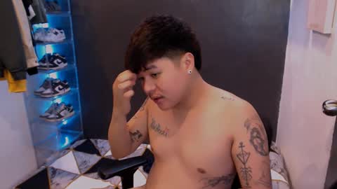 Snapshot of kenhotline911 chatting on January 17, 2025, 5:19 pm ken online show from January 17, 2025, 5:19 pm