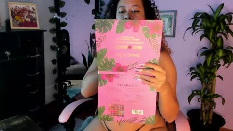  01  online show from December 14, 2025, 1:27 pm