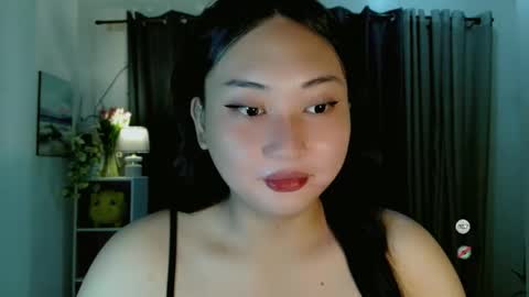 Snapshot of kennaxx69 chatting on December 22, 2025, 4:42 am kennaxx69 online show from December 22, 2025, 4:42 am