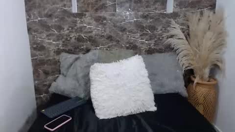 kennethcodyy online show from November 8, 2025, 11:21 am