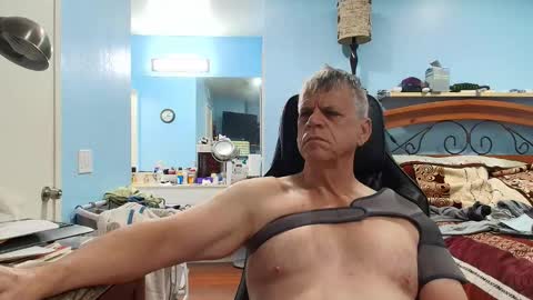 Snapshot of kent_ham chatting on April 3, 2026, 3:54 pm kent_ham online show from April 3, 2026, 3:54 pm