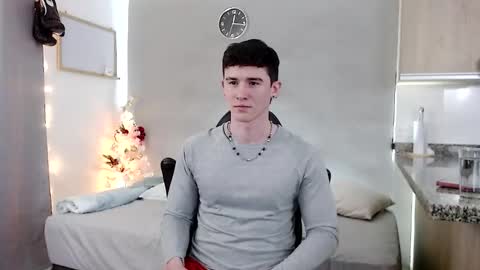 Snapshot of kent_zagann chatting on December 17, 2025, 5:13 am Santiago online show from December 17, 2025, 5:13 am