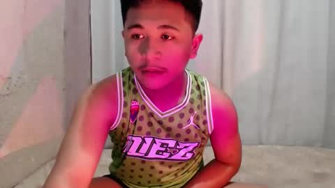 kentoy online show from May 8, 2026, 7:14 am