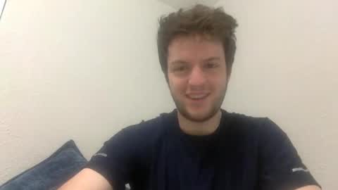 kentsensual online show from January 3, 2025, 12:33 am