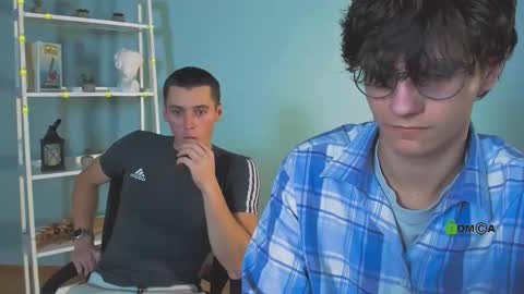 keny_south online show from December 17, 2025, 1:22 am