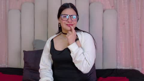 Keny online show from April 19, 2026, 3:28 am