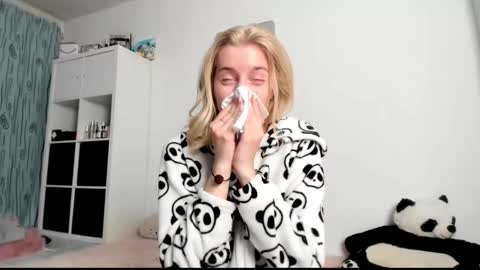 Kenzie online show from March 2, 2025, 7:32 am