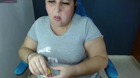 Snapshot of kerly_doll chatting on February 15, 2025, 7:06 pm K E R L Y online show from February 15, 2025, 7:06 pm
