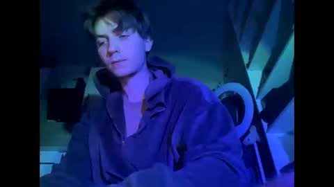 Kero online show from February 16, 2025, 3:16 pm