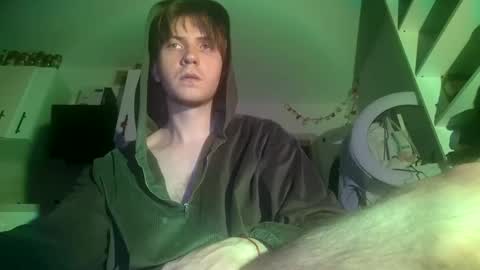 Kero online show from March 4, 2025, 6:29 pm