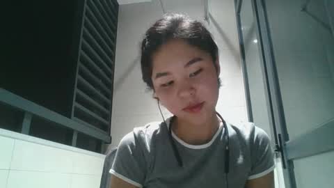 Jenny  online show from October 15, 2025, 11:21 am