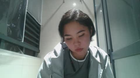 Jenny  online show from October 30, 2025, 11:44 am