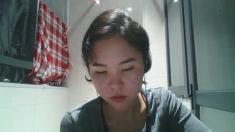 Jenny  online show from November 15, 2025, 10:45 am