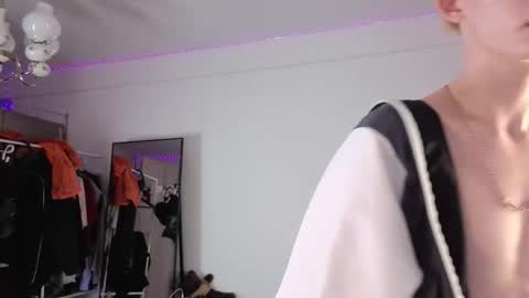 Kessy online show from October 23, 2025, 11:57 pm