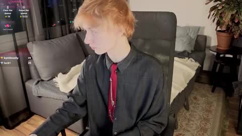 Snapshot of kessy_white chatting on March 10, 2026, 8:14 pm Kessy online show from March 10, 2026, 8:14 pm