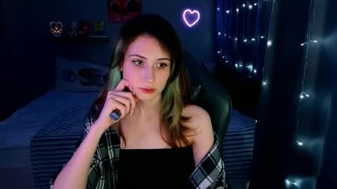 Snapshot of keti_moon chatting on February 18, 2026, 6:26 pm Keti 3 online show from February 18, 2026, 6:26 pm