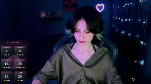 Snapshot of keti_moon chatting on March 14, 2026, 7:19 pm Keti 3 online show from March 14, 2026, 7:19 pm