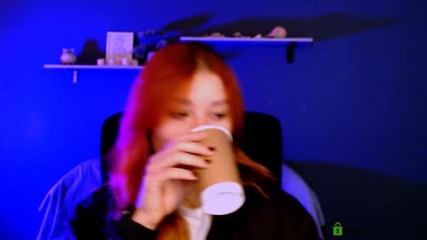 ketty_red online show from November 19, 2025, 9:53 am