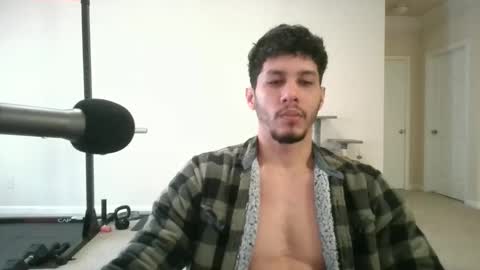 Snapshot of kevin9nch chatting on February 18, 2025, 3:10 pm Kevin online show from February 18, 2025, 3:10 pm