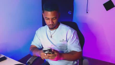 Snapshot of kevin_blackster chatting on October 8, 2025, 4:37 pm kevin online show from October 8, 2025, 4:37 pm