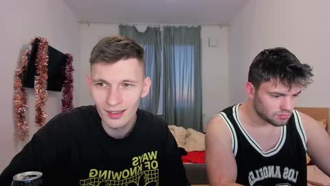 Snapshot of kevin_hornyyy chatting on December 17, 2024, 1:16 pm kevin online show from December 17, 2024, 1:16 pm