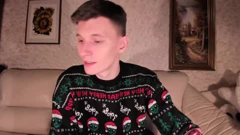 Snapshot of kevin_hornyyy chatting on January 3, 2025, 3:44 pm kevin online show from January 3, 2025, 3:44 pm