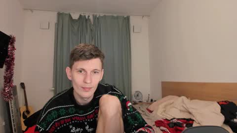 Snapshot of kevin_hornyyy chatting on January 20, 2025, 10:48 pm kevin online show from January 20, 2025, 10:48 pm