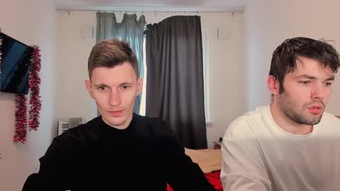 Snapshot of kevin_hornyyy chatting on November 27, 2025, 9:33 am kevin online show from November 27, 2025, 9:33 am