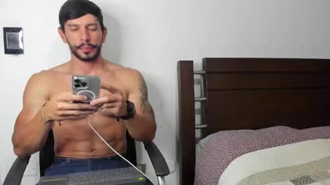 kevin_malone22 online show from November 12, 2025, 3:51 am