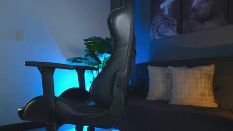 kevin montoya online show from November 25, 2025, 12:21 am