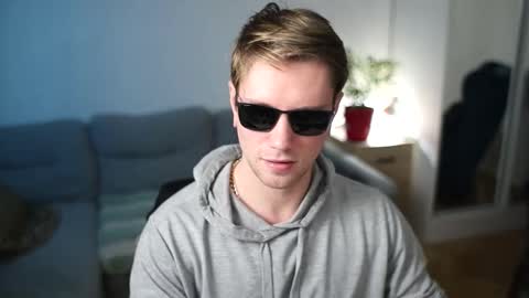 Snapshot of kevin_park chatting on January 9, 2026, 2:53 pm Kev online show from January 9, 2026, 2:53 pm