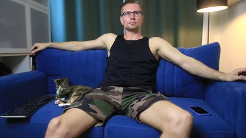 Kev online show from May 14, 2026, 2:02 pm