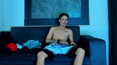 kevinperlas_ online show from December 2, 2025, 12:27 am