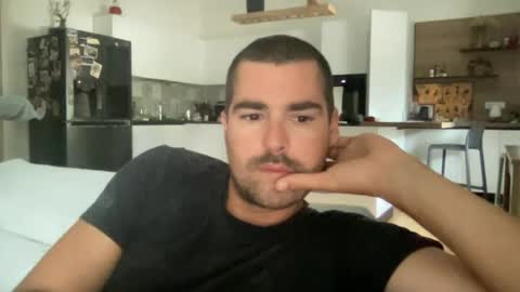 kevinpillobello online show from July 26, 2026, 9:38 am