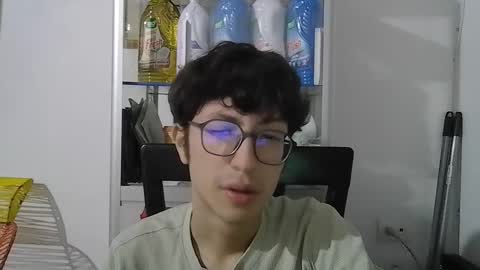 Snapshot of kevintdx chatting on September 13, 2025, 5:07 am kevintdx online show from September 13, 2025, 5:07 am