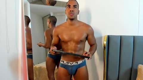 sebastian online show from October 19, 2025, 12:33 am