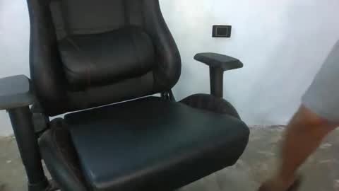 Snapshot of kevis410977 chatting on March 20, 2026, 4:34 pm kevis410977 online show from March 20, 2026, 4:34 pm