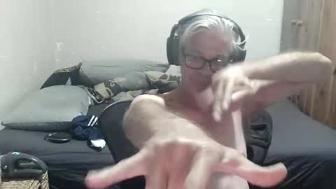 Snapshot of kevwestunder9696 chatting on November 21, 2025, 10:47 am kevwestunder9696 online show from November 21, 2025, 10:47 am