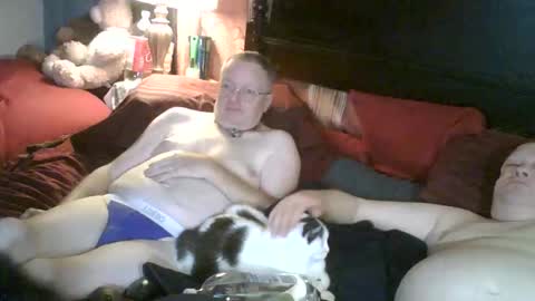kevydaddyhubby2 online show from November 8, 2025, 10:41 pm