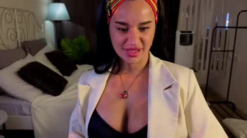 key_of_lust_ online show from May 5, 2026, 1:46 am