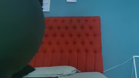 Snapshot of keyla_mejia chatting on February 8, 2026, 11:57 am Keyla online show from February 8, 2026, 11:57 am