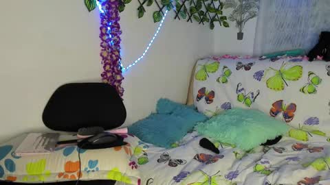 Snapshot of keyla_meow2002 chatting on February 7, 2025, 6:56 am keyla meow2002 online show from February 7, 2025, 6:56 am