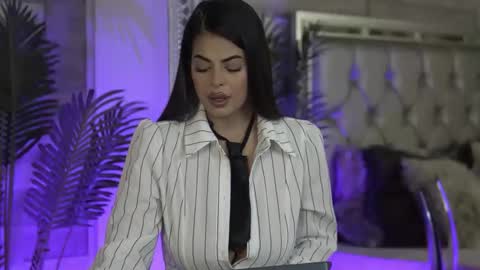 Snapshot of keylaconner chatting on December 4, 2025, 5:28 am keylaconner online show from December 4, 2025, 5:28 am